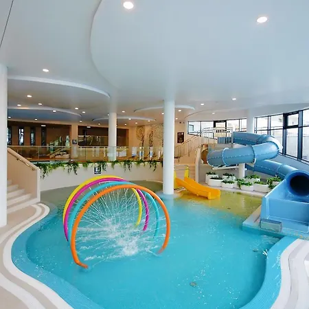 Apartament Lux I , Kolobrzeg Aqua Polanki , Baseny , Sauny , Silownia Exterior photo
